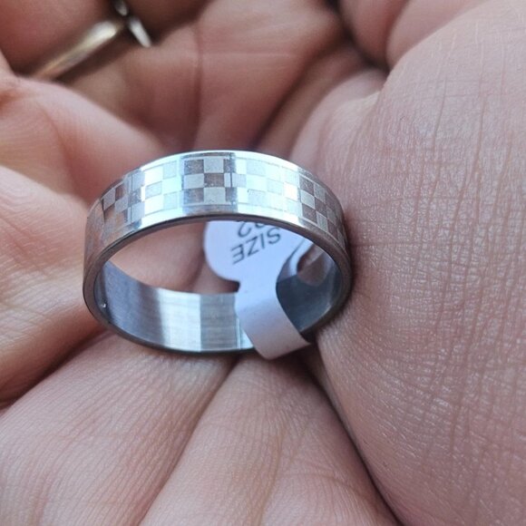 Fashion Ring Checker Staineless Steel Unisex Fashion Jewelry Rings Size NWT - Picture 11 of 12